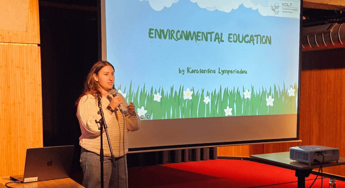 Konstantina Lymperiadou presents her paper on environmental education at Pint of Science week